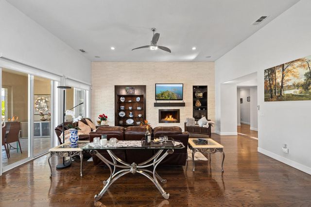 4 Via Santo Tomas Drive, Rancho Mirage, CA 92270