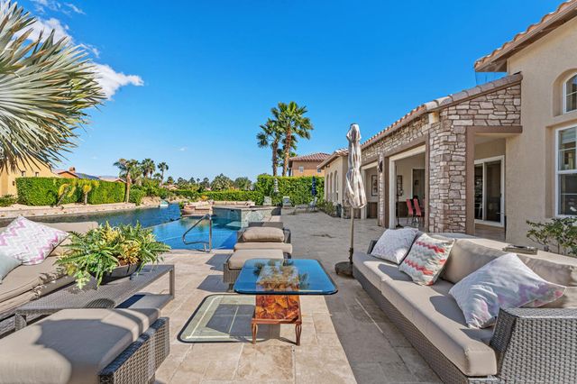 4 Via Santo Tomas Drive, Rancho Mirage, CA 92270