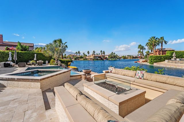 4 Via Santo Tomas Drive, Rancho Mirage, CA 92270