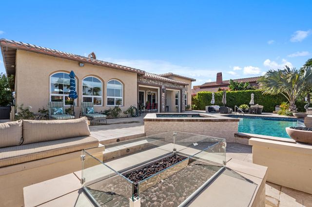 4 Via Santo Tomas Drive, Rancho Mirage, CA 92270