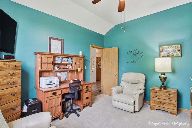 4641 4th Street, Winthrop Harbor, IL 60096