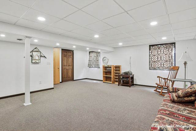 4641 4th Street, Winthrop Harbor, IL 60096