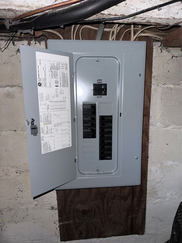 516 HESS Avenue, Erie, PA 16507