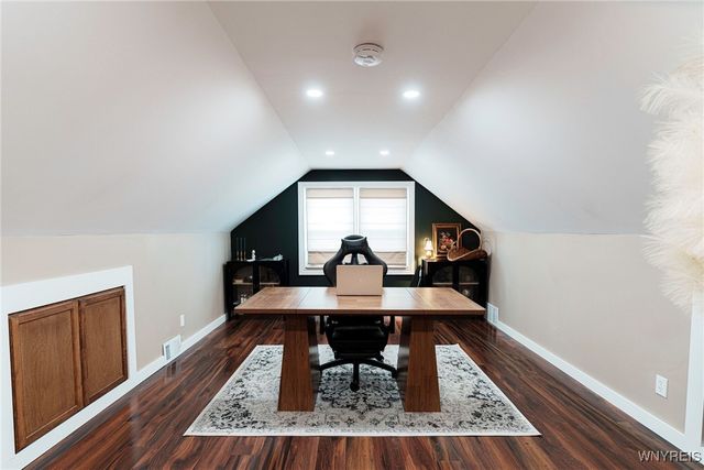 1296 93rd Street, Niagara Falls, NY 14304