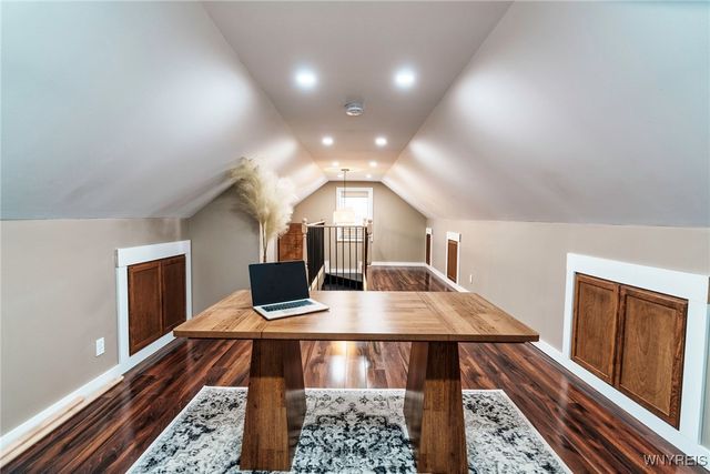 1296 93rd Street, Niagara Falls, NY 14304