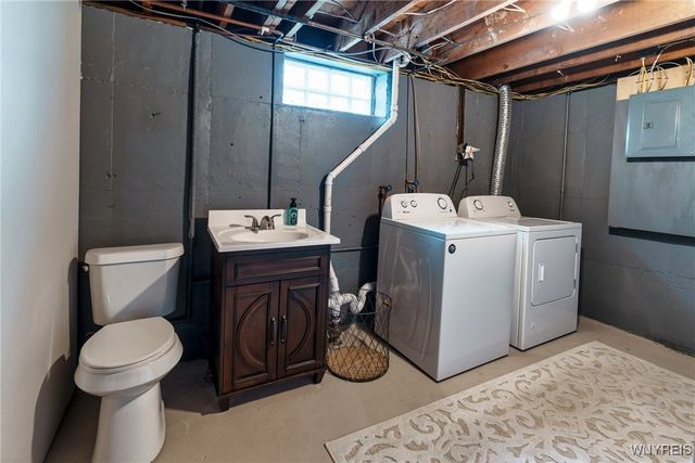 1296 93rd Street, Niagara Falls, NY 14304