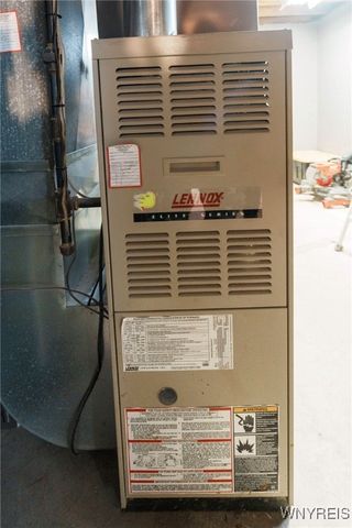 1296 93rd Street, Niagara Falls, NY 14304