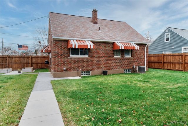 1296 93rd Street, Niagara Falls, NY 14304