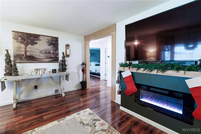 1296 93rd Street, Niagara Falls, NY 14304