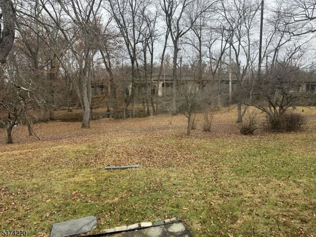 41 Eaton Ct, Berkeley Heights Twp., NJ 07922