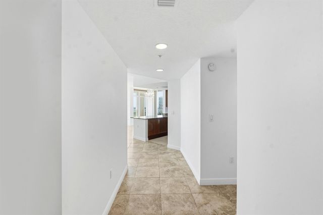 450 N FEDERAL Highway 911, Boynton Beach, FL 33435