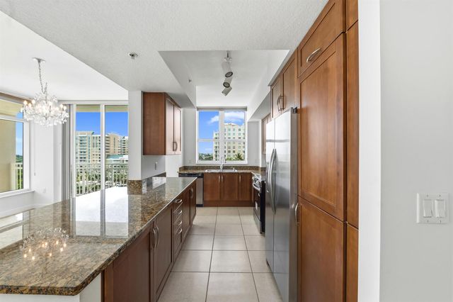 450 N FEDERAL Highway 911, Boynton Beach, FL 33435