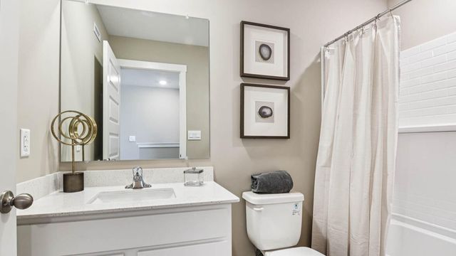 542 E 120th Place, Crown Point, IN 46307