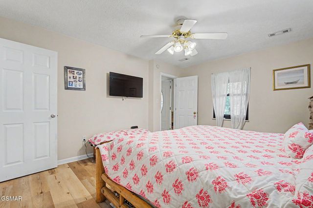 4246 Meadow Circle, Kodak, TN 37764