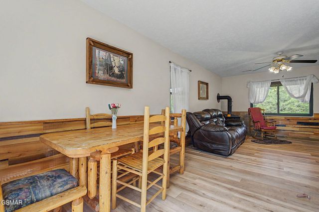 4246 Meadow Circle, Kodak, TN 37764