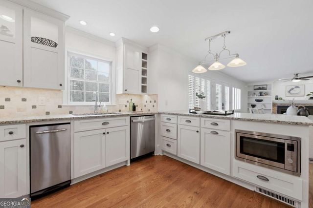 4104 Westchester Crossing NE, Roswell, GA 30075