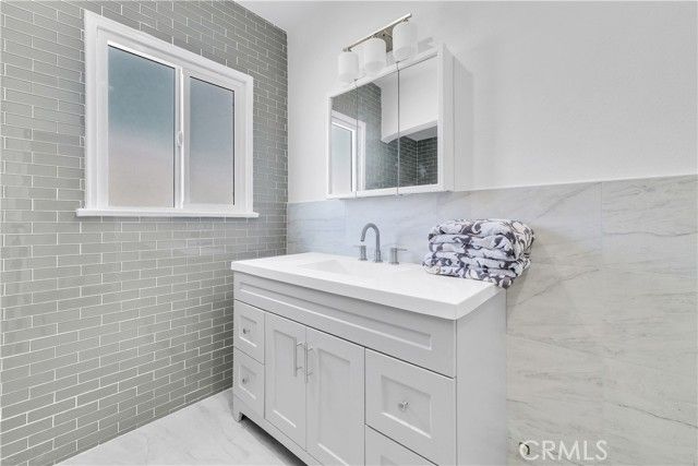 462 W Orange Grove, Pomona, CA 91768