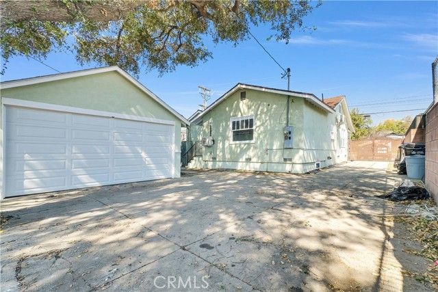 462 W Orange Grove, Pomona, CA 91768