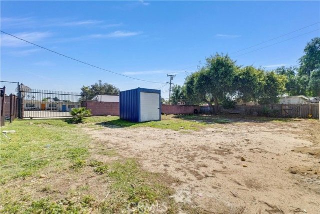 462 W Orange Grove, Pomona, CA 91768