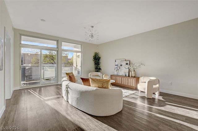 8925 West Flamingo Road 111, Las Vegas, NV 89147