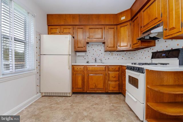 1102 OREMS RD, Baltimore, MD 21220
