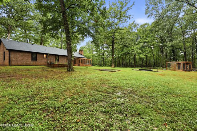 360 Rockwood Ln, Mt Washington, KY 40047
