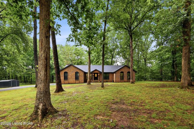 360 Rockwood Ln, Mt Washington, KY 40047