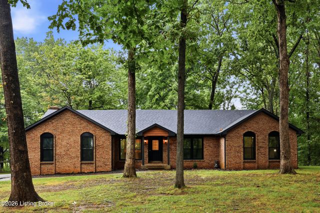 360 Rockwood Ln, Mt Washington, KY 40047