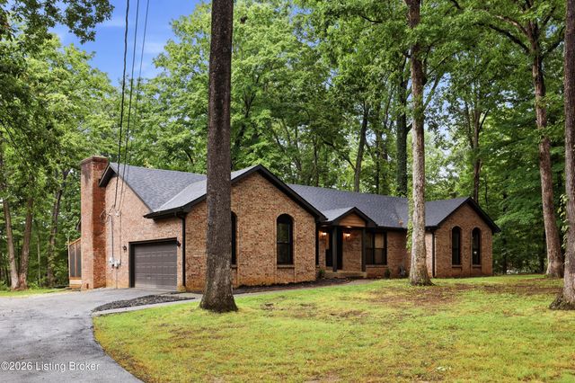 360 Rockwood Ln, Mt Washington, KY 40047