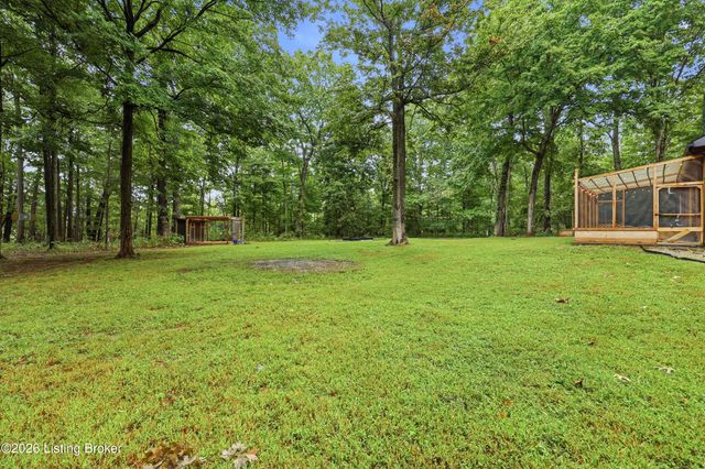 360 Rockwood Ln, Mt Washington, KY 40047