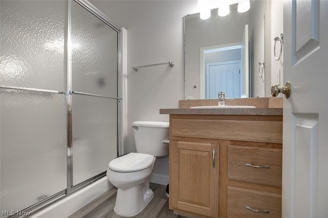 14450 Baywood Lane, Strongsville, OH 44136