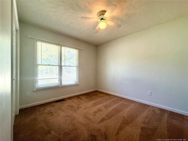 146 Greentree Drive, Raeford, NC 28376