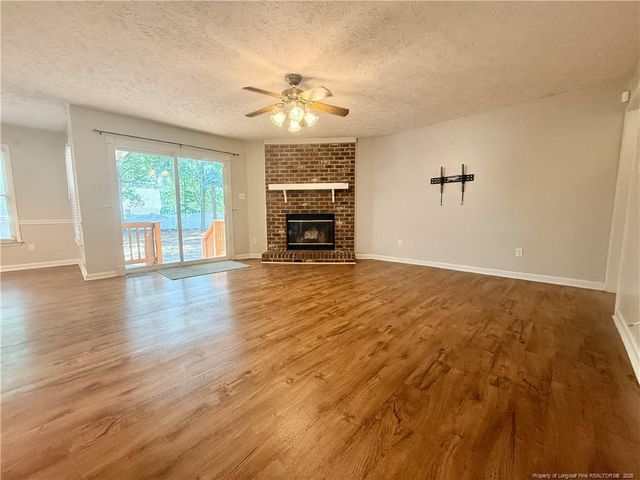 146 Greentree Drive, Raeford, NC 28376