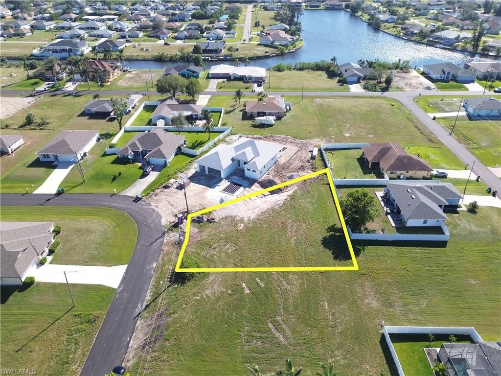 36 SW 21st AVE, CAPE CORAL, FL 33991 — exterior