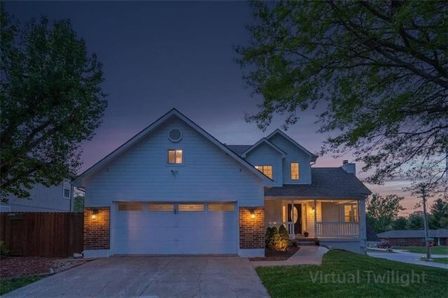 2615 NE SPRINGBROOK Street, Blue Springs, MO 64014