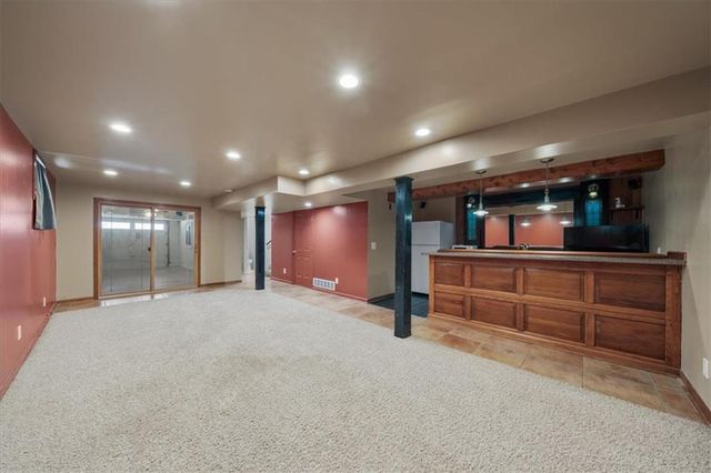 2615 NE SPRINGBROOK Street, Blue Springs, MO 64014