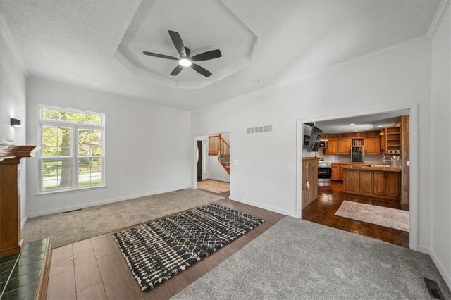 2615 NE SPRINGBROOK Street, Blue Springs, MO 64014