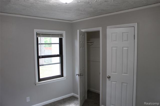 5543 Balfour Road, Detroit, MI 48224