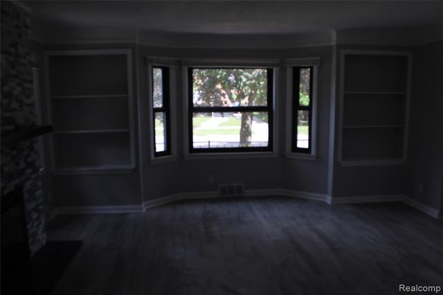 5543 Balfour Road, Detroit, MI 48224