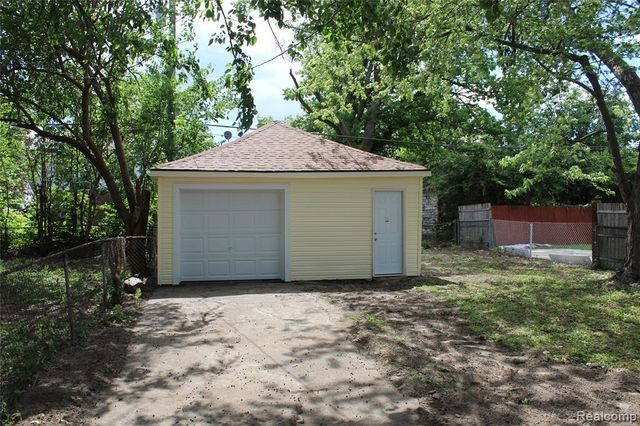 5543 Balfour Road, Detroit, MI 48224