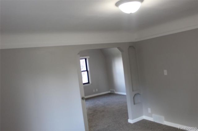 5543 Balfour Road, Detroit, MI 48224