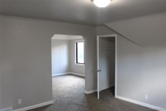 5543 Balfour Road, Detroit, MI 48224