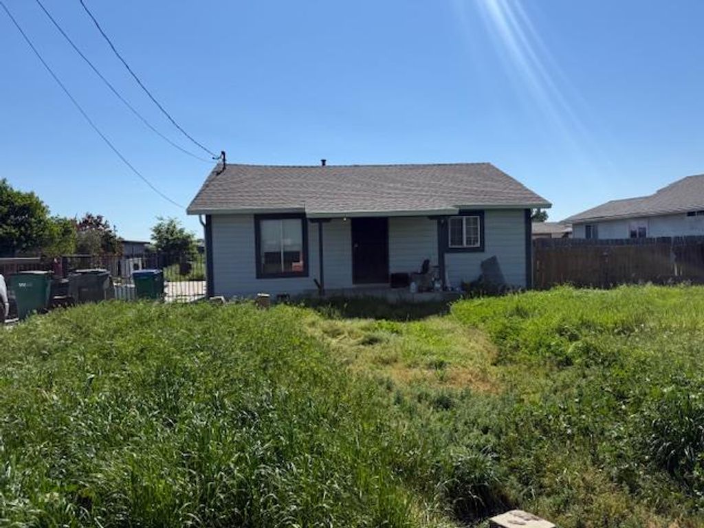 3044 Munford Ave, Stockton, CA 95205