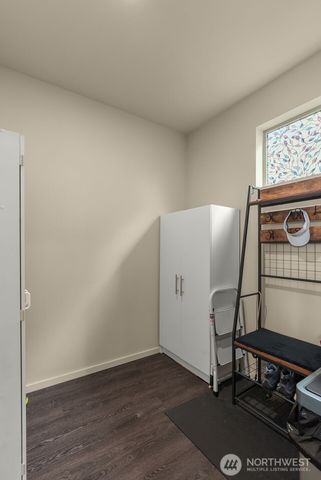 32929 Skyline Lane, Black Diamond, WA 98010