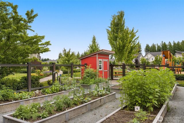 32929 Skyline Lane, Black Diamond, WA 98010