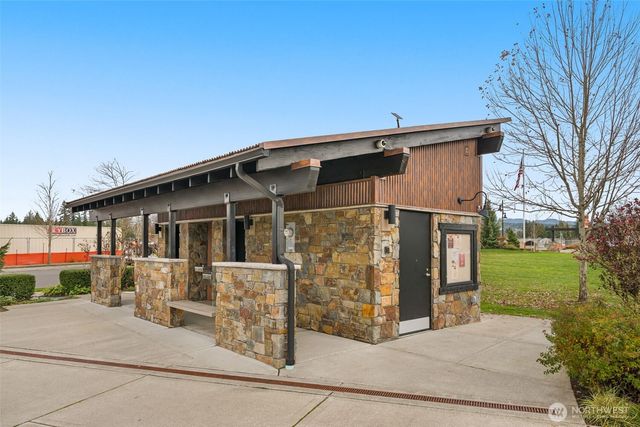 32929 Skyline Lane, Black Diamond, WA 98010