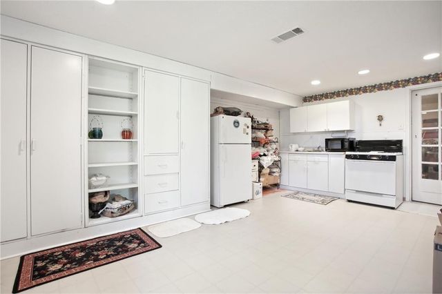 8145 Stone Hill Road, Cumming, GA 30028