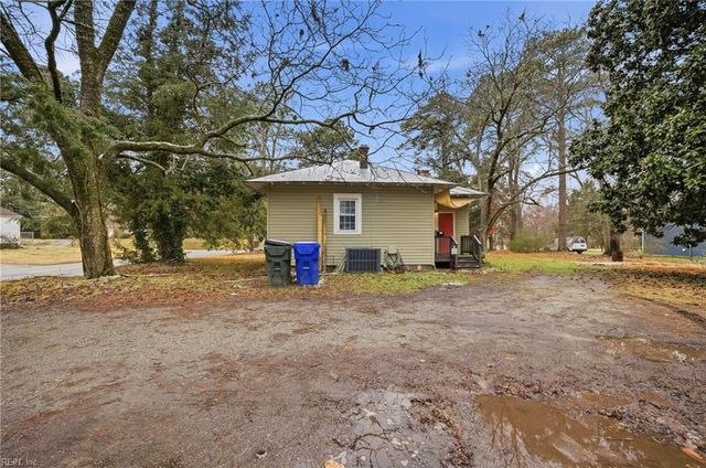 1208 White Marsh RD, Suffolk, VA 23434