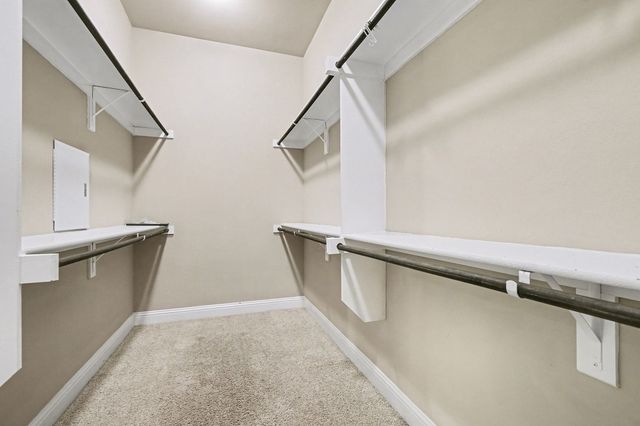 11833 Serenity Hill Drive, Fort Worth, TX 76040