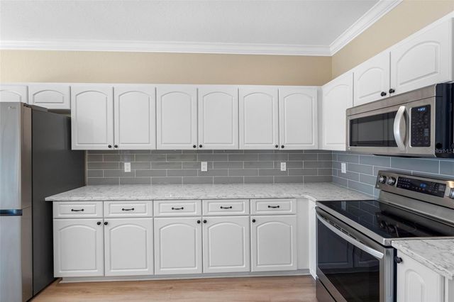 2808 W LEILA AVENUE, Tampa, FL 33611